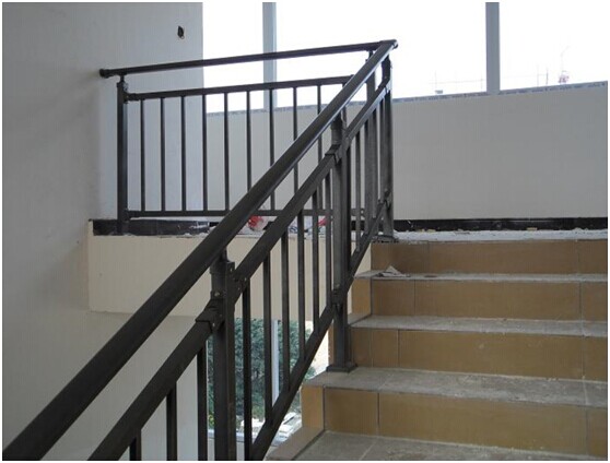 ���ݷ���